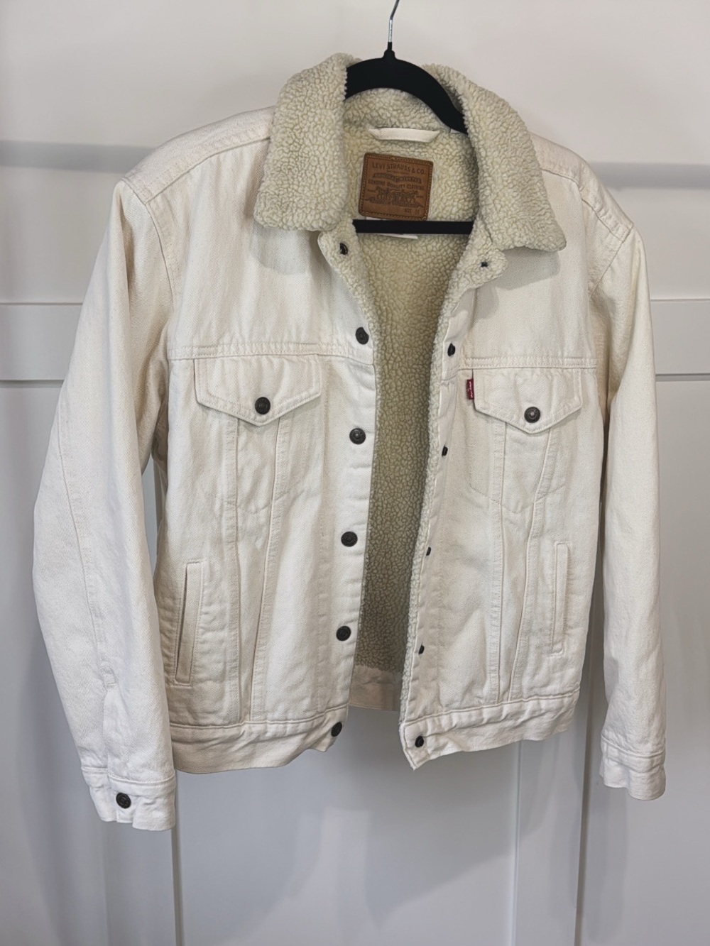 Levi's Cream Sherpa Trucker Jacket - M